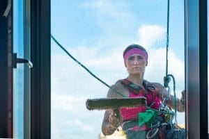 industrial-climber-woman-on-safety-ropes